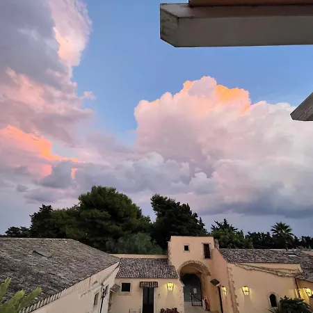 Chiusa Di Carlo Alojamento de Turismo Rural Avola