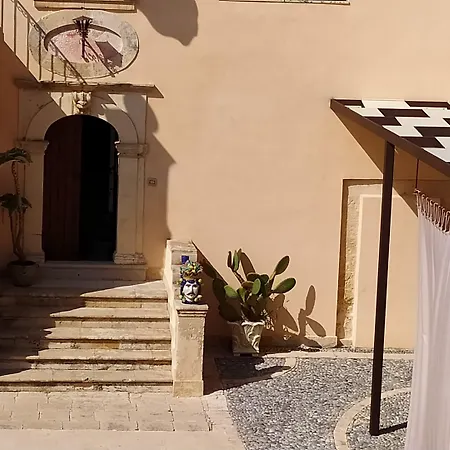 Chiusa Di Carlo *